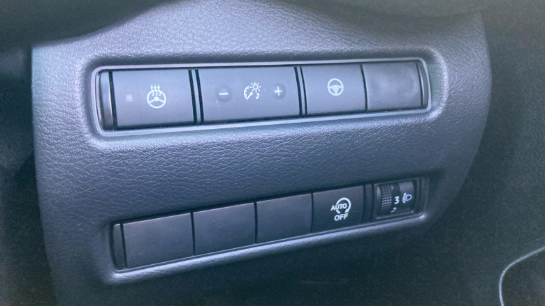 Nissan Juke 1.0 DiG-T Tekna 5dr Petrol Hatchback